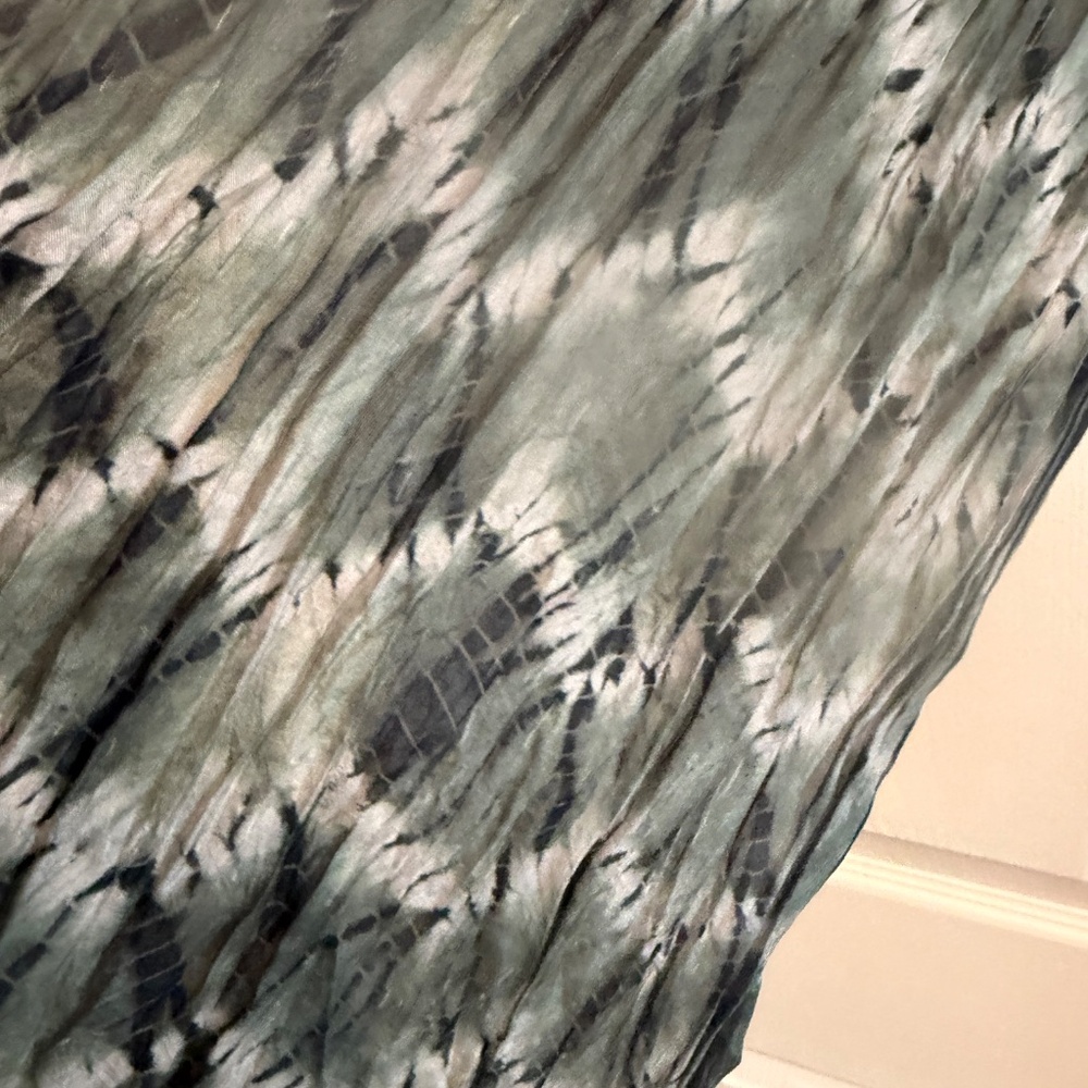Eileen Fisher Silk Shibori Tie Dye Scarf Japanese Green